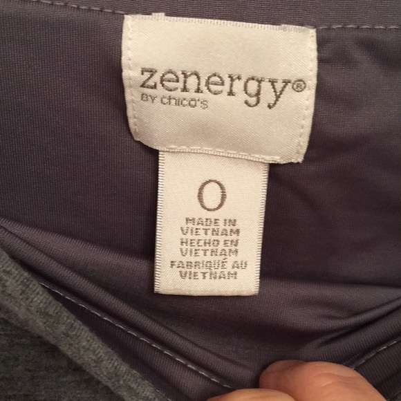 Zenergy by Chico’s Gray Pull On Straight Leg Pants - Picture 2 of 8